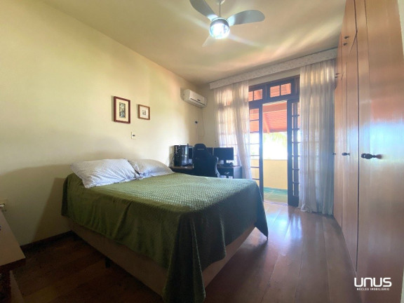 Imagem Casa com 5 Quartos à Venda,  em Trindade - Florianópolis