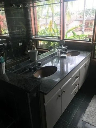 Imagem Casa com 4 Quartos à Venda, 300 m² em Alphaville - Santana De Parnaíba Imagem Casa com 4 Quartos à Venda, 300 m² em Alphaville - Santana De Parnaíba