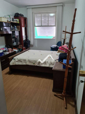 Imagem Sobrado com 4 Quartos à Venda, 300 m² em Ponta Da Praia - Santos