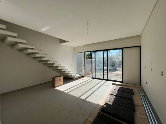 Imagem Casa à Venda, 88 m² em Salinas - Balneário Barra Do Sul Imagem Casa à Venda, 88 m² em Salinas - Balneário Barra Do Sul