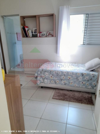 Imagem Casa com 2 Quartos à Venda, 74 m² em Vila Sao Geraldo - Taubaté