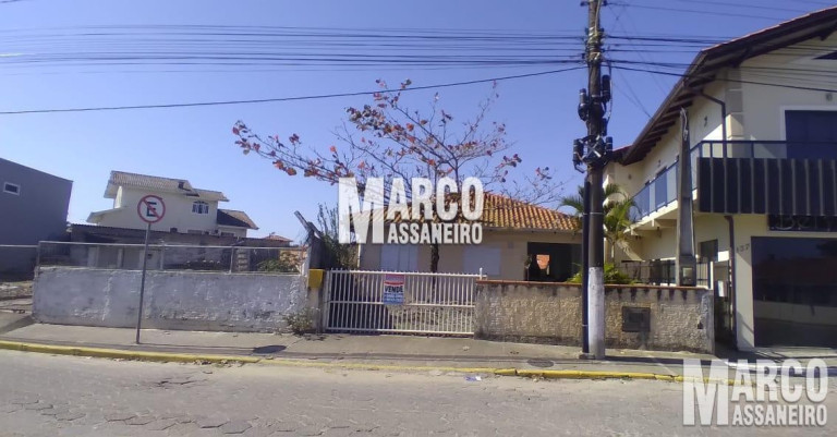 Imagem Casa com 3 Quartos à Venda, 171 m² em Centro - Balneário Barra Do Sul Imagem Casa com 3 Quartos à Venda, 171 m² em Centro - Balneário Barra Do Sul