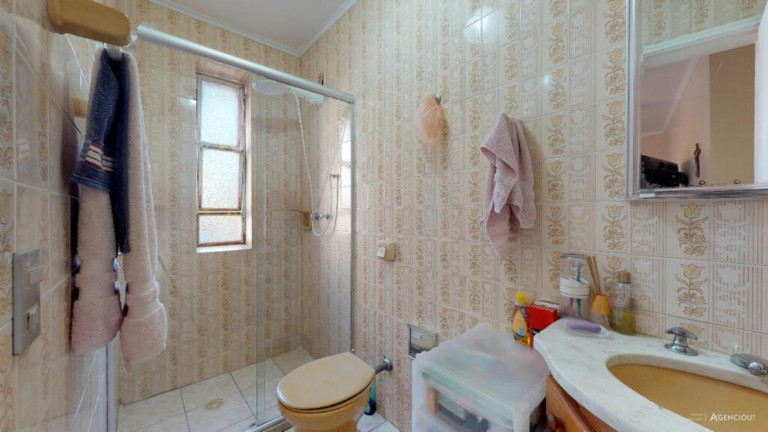 Imagem Imóvel com 3 Quartos à Venda, 185 m² em Passo Da Areia - Porto Alegre Imagem Imóvel com 3 Quartos à Venda, 185 m² em Passo Da Areia - Porto Alegre