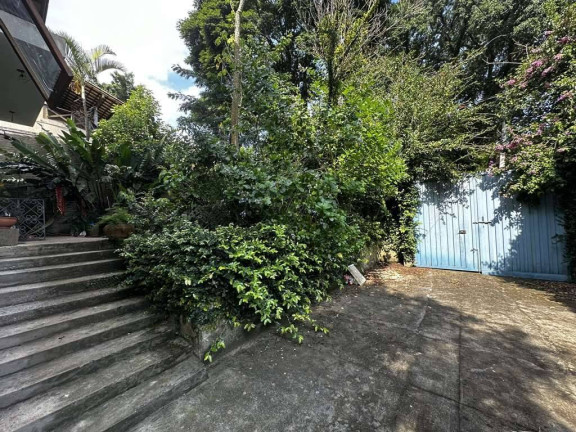 Imagem Casa com 4 Quartos à Venda, 303 m² em Vila Diva - Carapicuíba