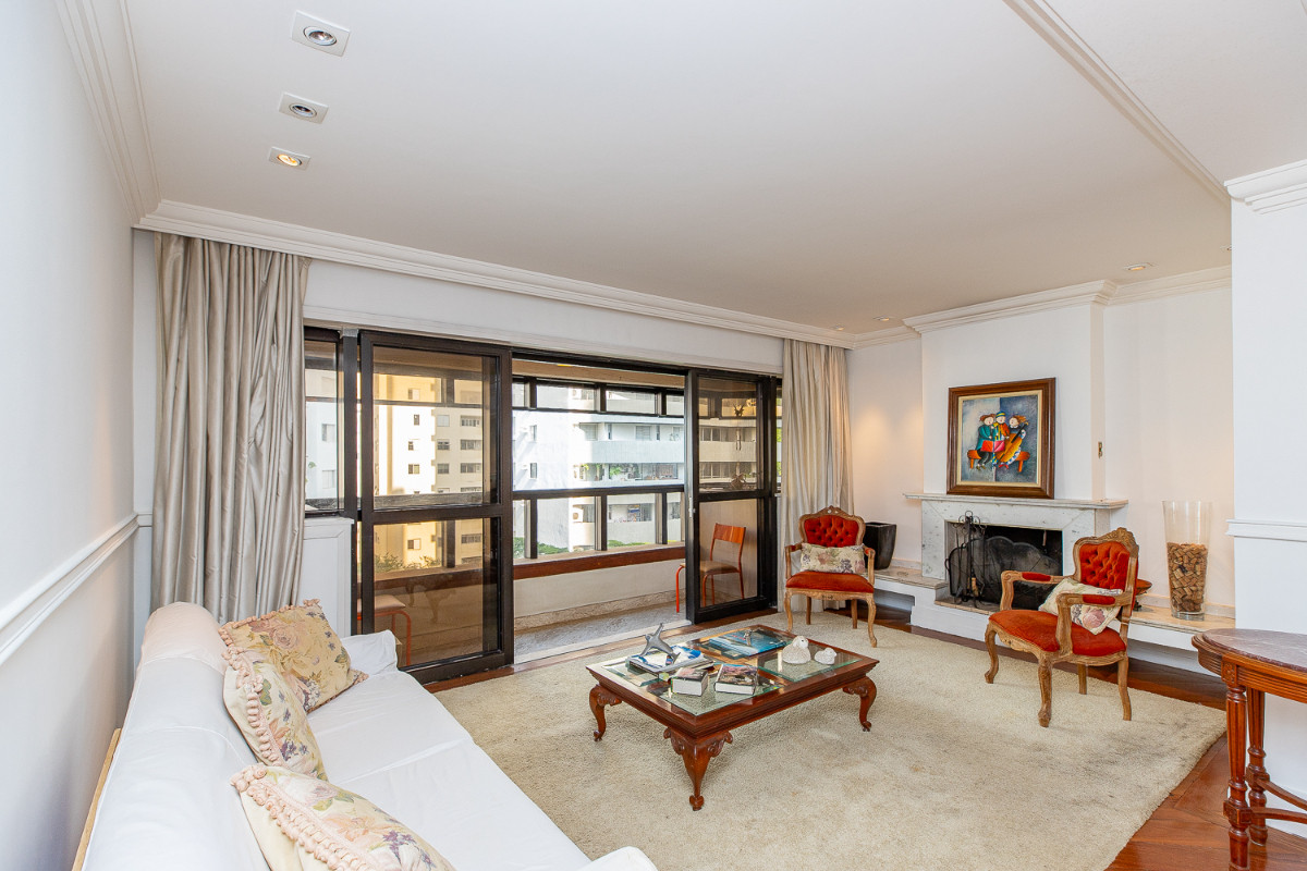 Imagem Apartamento com 4 Quartos à Venda, 155 m² em Moema - São Paulo Imagem Apartamento com 4 Quartos à Venda, 155 m² em Moema - São Paulo