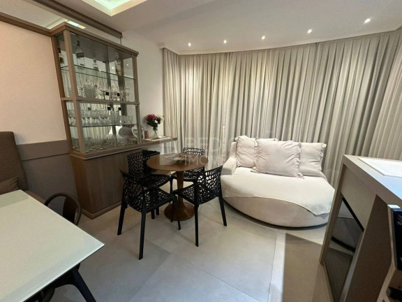Imagem Apartamento com 3 Quartos à Venda, 149 m² em Centro - Balneário Camboriú Imagem Apartamento com 3 Quartos à Venda, 149 m² em Centro - Balneário Camboriú