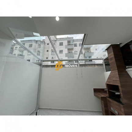 Imagem Casa com 2 Quartos à Venda, 50 m² em Espinheiros - Itajaí