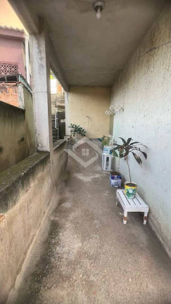 Imagem Casa com 7 Quartos à Venda, 200 m² em Centro - Queimados Imagem Casa com 7 Quartos à Venda, 200 m² em Centro - Queimados
