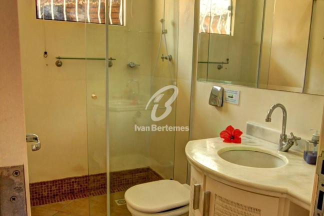 Imagem Casa com 5 Quartos para Temporada, em Canto Grande - Bombinhas Imagem Casa com 5 Quartos para Temporada, em Canto Grande - Bombinhas