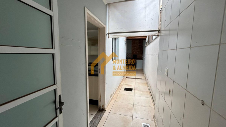 Imagem Casa de Condomínio com 2 Quartos à Venda, 51 m² em Vila Prado - Itapetininga