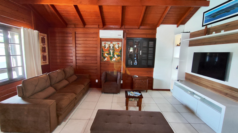 Imagem Imóvel com 3 Quartos à Venda, em Ibiraquera - Imbituba Imagem Imóvel com 3 Quartos à Venda, em Ibiraquera - Imbituba