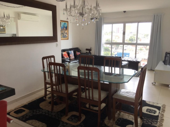 Imagem Apartamento com 4 Quartos à Venda, 240 m² em Bauru