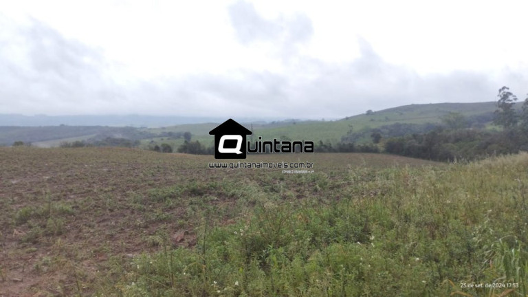 Imóvel com 2 Quartos à Venda, 370.000 m² em Centro - Mariana Pimentel
