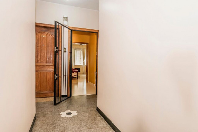 Imagem Apartamento com 2 Quartos à Venda, 77 m² em Santana - Porto Alegre