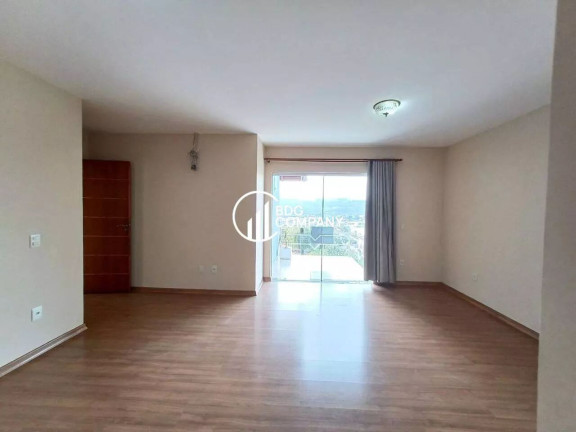 Sobrado com 3 Quartos à Venda, 195 m² em Alto Da Glória - Irati