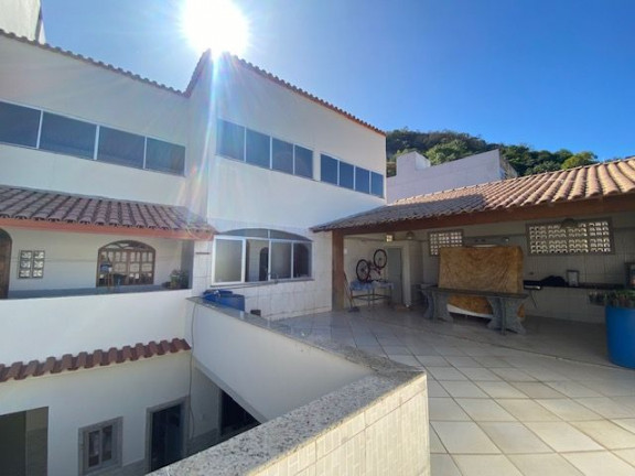 Imagem Sobrado com 3 Quartos à Venda, 630 m² em Olaria - Vila Velha Imagem Sobrado com 3 Quartos à Venda, 630 m² em Olaria - Vila Velha
