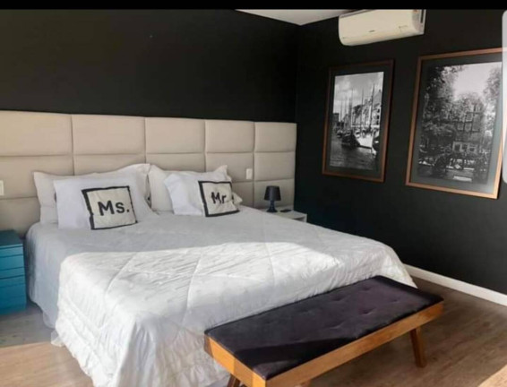 Imagem Casa com 4 Quartos à Venda, 360 m² em Alphaville - Santana De Parnaíba Imagem Casa com 4 Quartos à Venda, 360 m² em Alphaville - Santana De Parnaíba