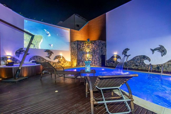 Imagem Casa com 5 Quartos à Venda,  em Municípios - Balneário Camboriú