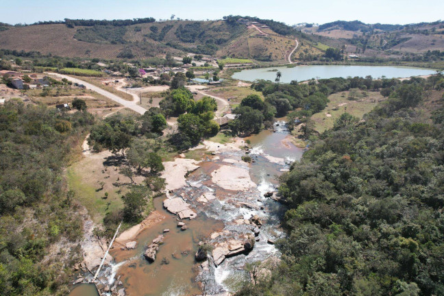 Imagem Chácara à Venda, 1 m² em Cachoeira Dos Passaros - Piedade Dos Gerais Imagem Chácara à Venda, 1 m² em Cachoeira Dos Passaros - Piedade Dos Gerais