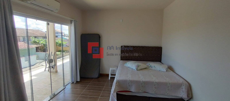 Imagem Casa com 4 Quartos à Venda, 260 m² em Enseada - São Francisco Do Sul