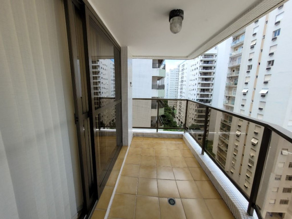 Imagem Apartamento com 3 Quartos à Venda, 140 m² em Pitangueiras - Guarujá