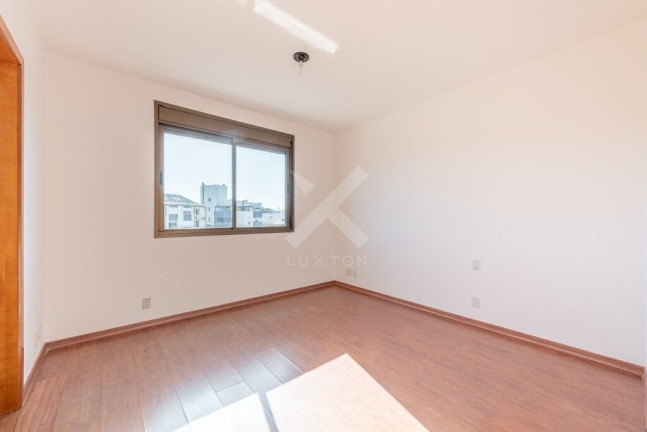 Imagem Apartamento com 2 Quartos à Venda, 80 m² em Rio Branco - Porto Alegre Imagem Apartamento com 2 Quartos à Venda, 80 m² em Rio Branco - Porto Alegre