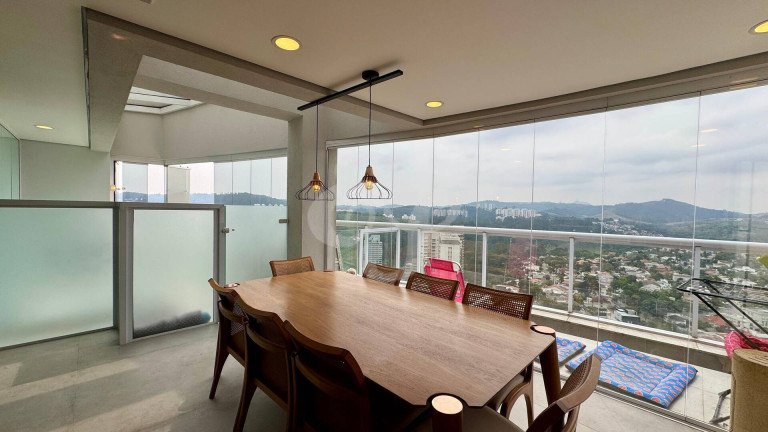 Imagem Apartamento com 3 Quartos à Venda, 230 m² em Melville Empresarial I E Ii - Barueri Imagem Apartamento com 3 Quartos à Venda, 230 m² em Melville Empresarial I E Ii - Barueri