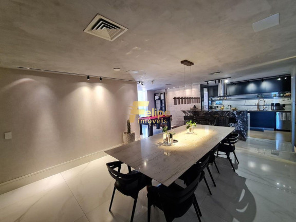 Imagem Imóvel com 3 Quartos à Venda, 217 m² em Barro Vermelho - Vitória Imagem Imóvel com 3 Quartos à Venda, 217 m² em Barro Vermelho - Vitória