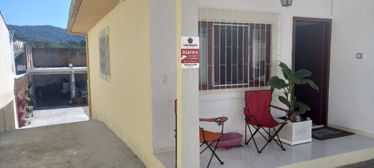 Imagem Casa com 3 Quartos à Venda, 150 m² em Forquilhinha - São José Imagem Casa com 3 Quartos à Venda, 150 m² em Forquilhinha - São José