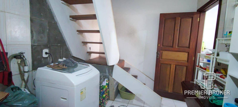 Imagem Casa com 4 Quartos à Venda, 145 m² em Artistas - Teresópolis