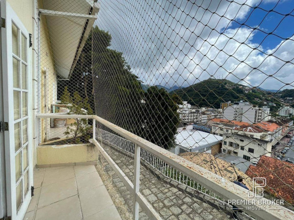 Imagem Casa com 3 Quartos à Venda, 116 m² em Várzea - Teresópolis Imagem Casa com 3 Quartos à Venda, 116 m² em Várzea - Teresópolis