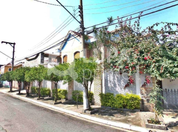 Imagem Casa com 4 Quartos à Venda, 242 m² em Jardim Guanca - São Paulo