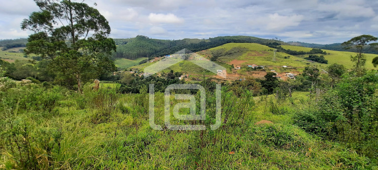 Imagem Imóvel à Venda, 900 m² em Laranjeiras - Caldas Imagem Imóvel à Venda, 900 m² em Laranjeiras - Caldas
