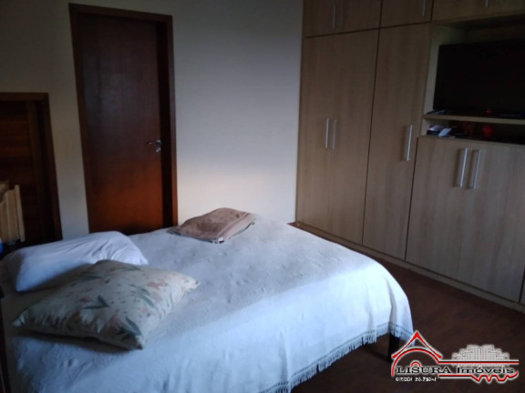 Imagem Casa de Condomínio com 4 Quartos à Venda, 262 m² em Jardim Coleginho - Jacareí Imagem Casa de Condomínio com 4 Quartos à Venda, 262 m² em Jardim Coleginho - Jacareí