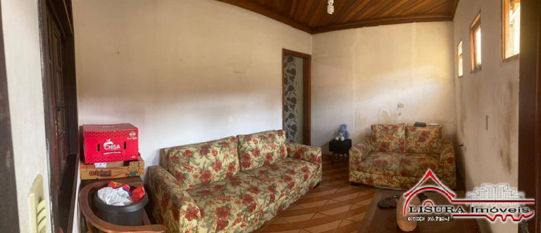 Imagem Casa com 2 Quartos à Venda, 180 m² em Parque Santo Antônio - Jacareí Imagem Casa com 2 Quartos à Venda, 180 m² em Parque Santo Antônio - Jacareí