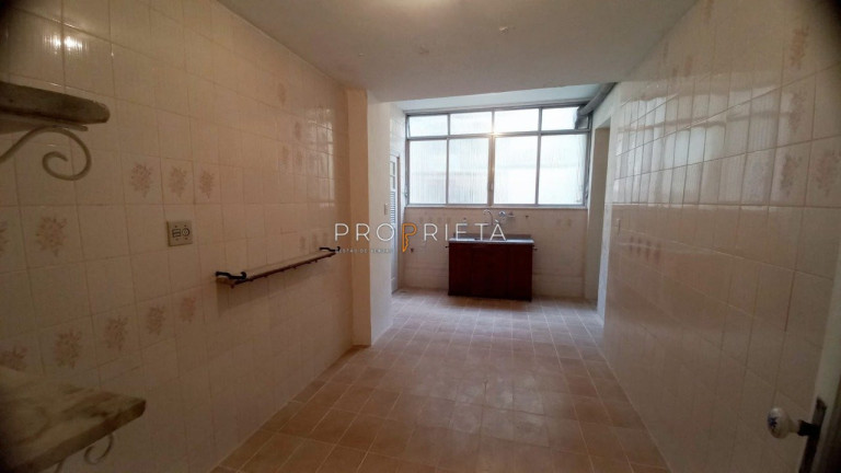 Imagem Apartamento com 3 Quartos à Venda, 187 m² em Copacabana - Rio De Janeiro Imagem Apartamento com 3 Quartos à Venda, 187 m² em Copacabana - Rio De Janeiro
