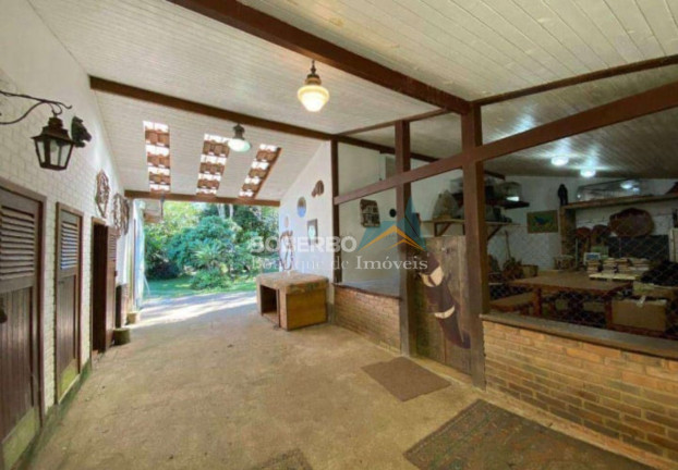 Imagem Imóvel com 5 Quartos à Venda, 11.040 m² em Araras - Teresópolis