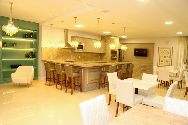 Imagem Apartamento com 2 Quartos à Venda, 88 m² em Centro - Palhoça