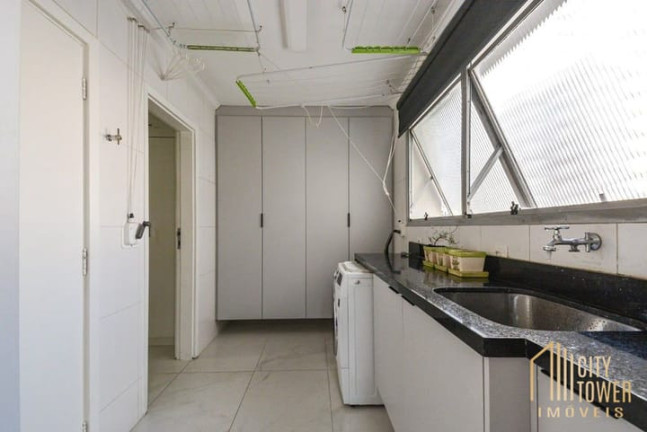 Imagem Apartamento com 4 Quartos à Venda, 183 m² em Moema - São Paulo Imagem Apartamento com 4 Quartos à Venda, 183 m² em Moema - São Paulo