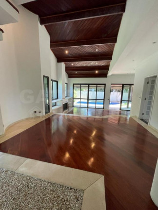 Imagem Casa com 5 Quartos à Venda, 390 m² em Alphaville - Santana De Parnaíba Imagem Casa com 5 Quartos à Venda, 390 m² em Alphaville - Santana De Parnaíba