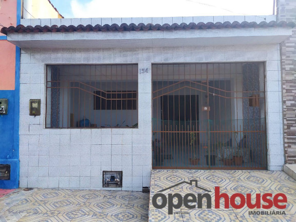 Casa com 2 Quartos à Venda, 76 m² em Quintas - Natal