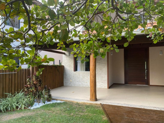 Imagem Casa com 4 Quartos à Venda, 320 m² em Centro - Lauro De Freitas Imagem Casa com 4 Quartos à Venda, 320 m² em Centro - Lauro De Freitas