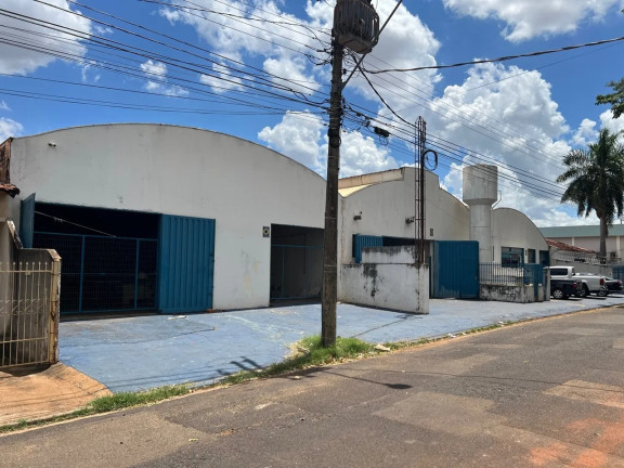 Imóvel para Alugar, 2.200 m² em Vila Moreira - São José Do Rio Preto