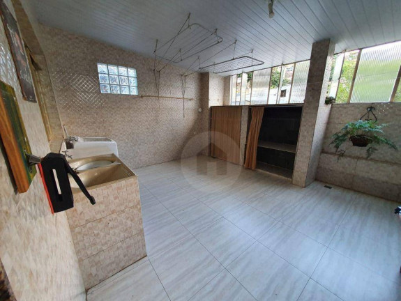 Imagem Casa com 3 Quartos à Venda, 216 m² em Paraíso - Belo Horizonte