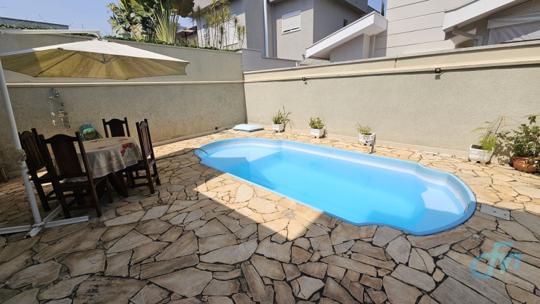 Imagem Sobrado com 5 Quartos à Venda, 202 m² em Botujuru - Mogi Das Cruzes