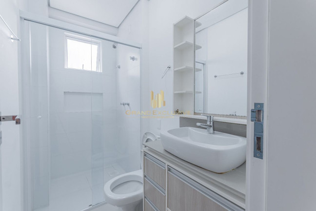 Imagem Apartamento com 3 Quartos à Venda, 127 m² em Pioneiros - Balneário Camboriú Imagem Apartamento com 3 Quartos à Venda, 127 m² em Pioneiros - Balneário Camboriú