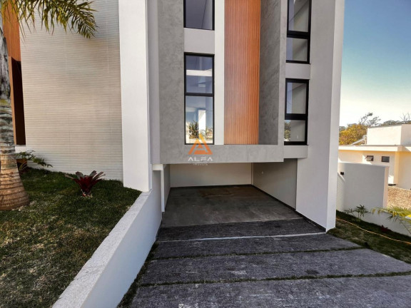 Imagem Casa de Condomínio com 4 Quartos à Venda, 315 m² em São José - Barbacena