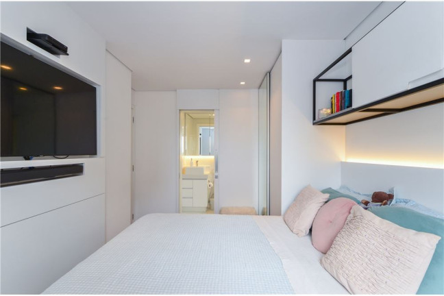 Imagem Apartamento com 4 Quartos à Venda, 131 m² em Aclimação - São Paulo Imagem Apartamento com 4 Quartos à Venda, 131 m² em Aclimação - São Paulo
