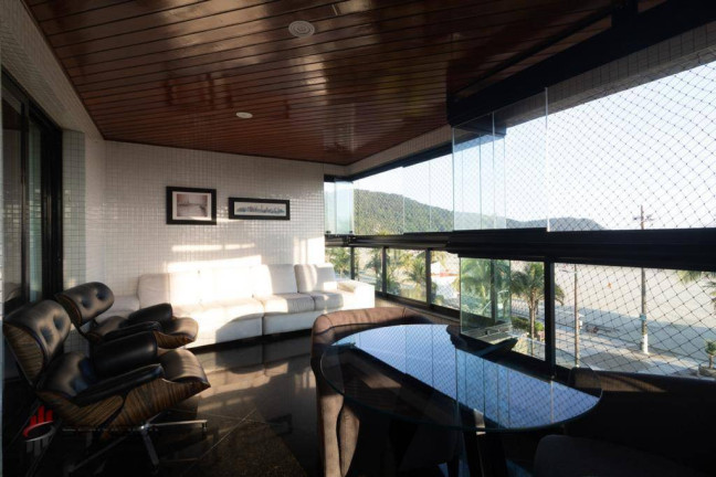 Imagem Apartamento com 4 Quartos à Venda, 220 m² em Canto Do Forte - Praia Grande