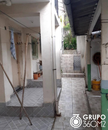 Imagem Casa com 2 Quartos à Venda, 239 m² em Vila Eldízia - Santo André Imagem Casa com 2 Quartos à Venda, 239 m² em Vila Eldízia - Santo André